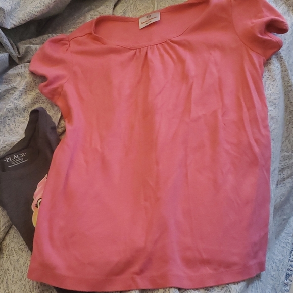 2 tops for girls size 10/12 get both of these top - Picture 8 of 12